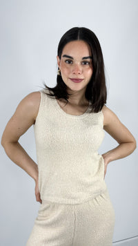 TOP SUELTO TIRANTES DE BORREGO BEIGE