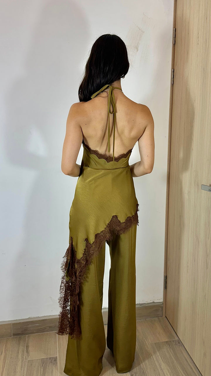 JUMPSUIT SATÍN OLIVO CON ENCAJE CAFÉ