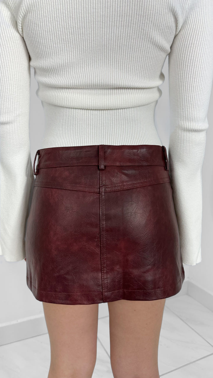 MINI FALDA LOW WAIST DE PIEL BURGUNDY