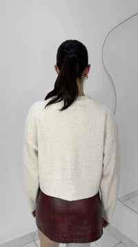 SUÉTER CORTO MANGA LARGA CREMA