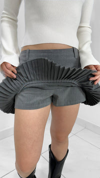 SKORT DE TIRO BAJO GRIS