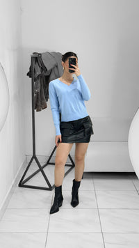 SUETER MANGA LARGA CUELLO V AZUL