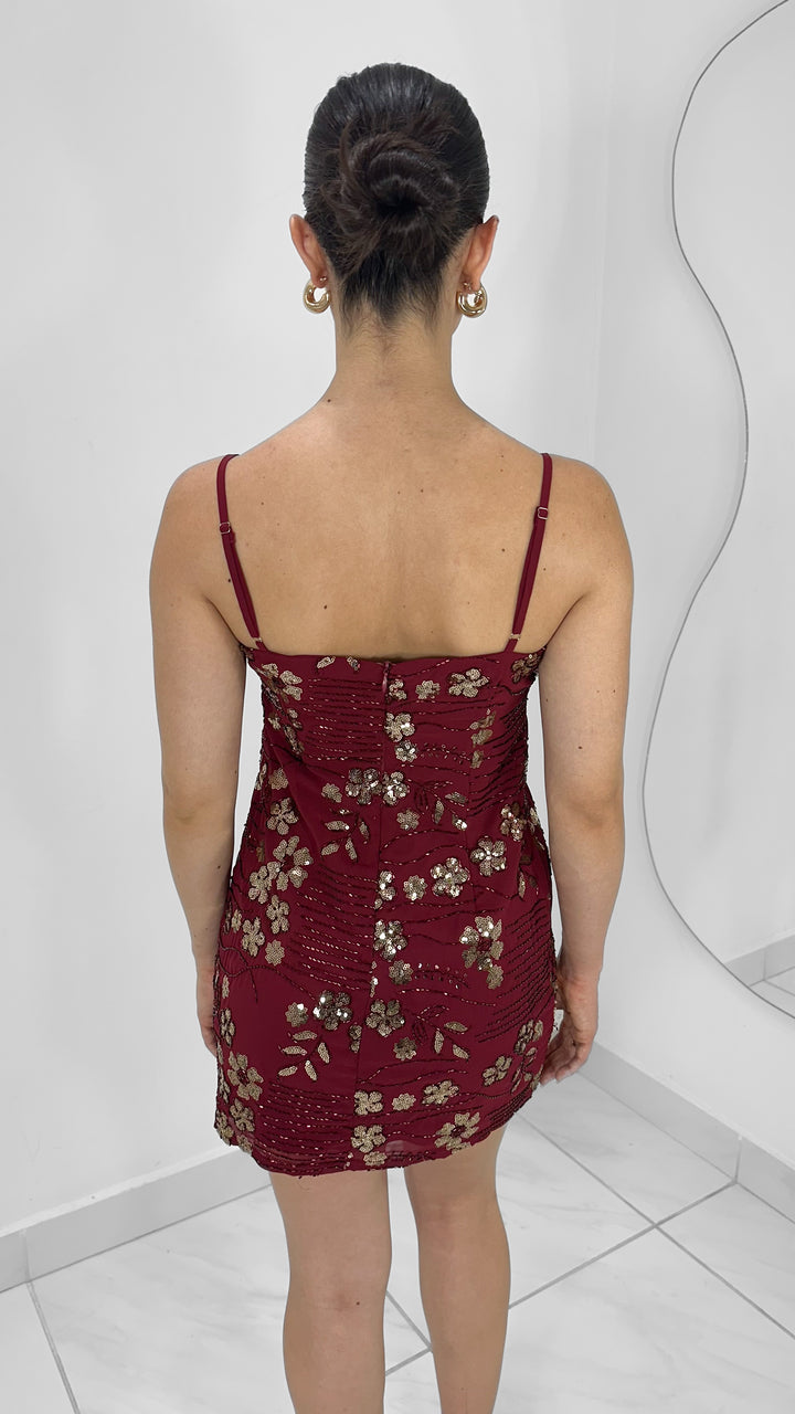 VESTIDO CORTO CON FLORES BORDADAS ROJO