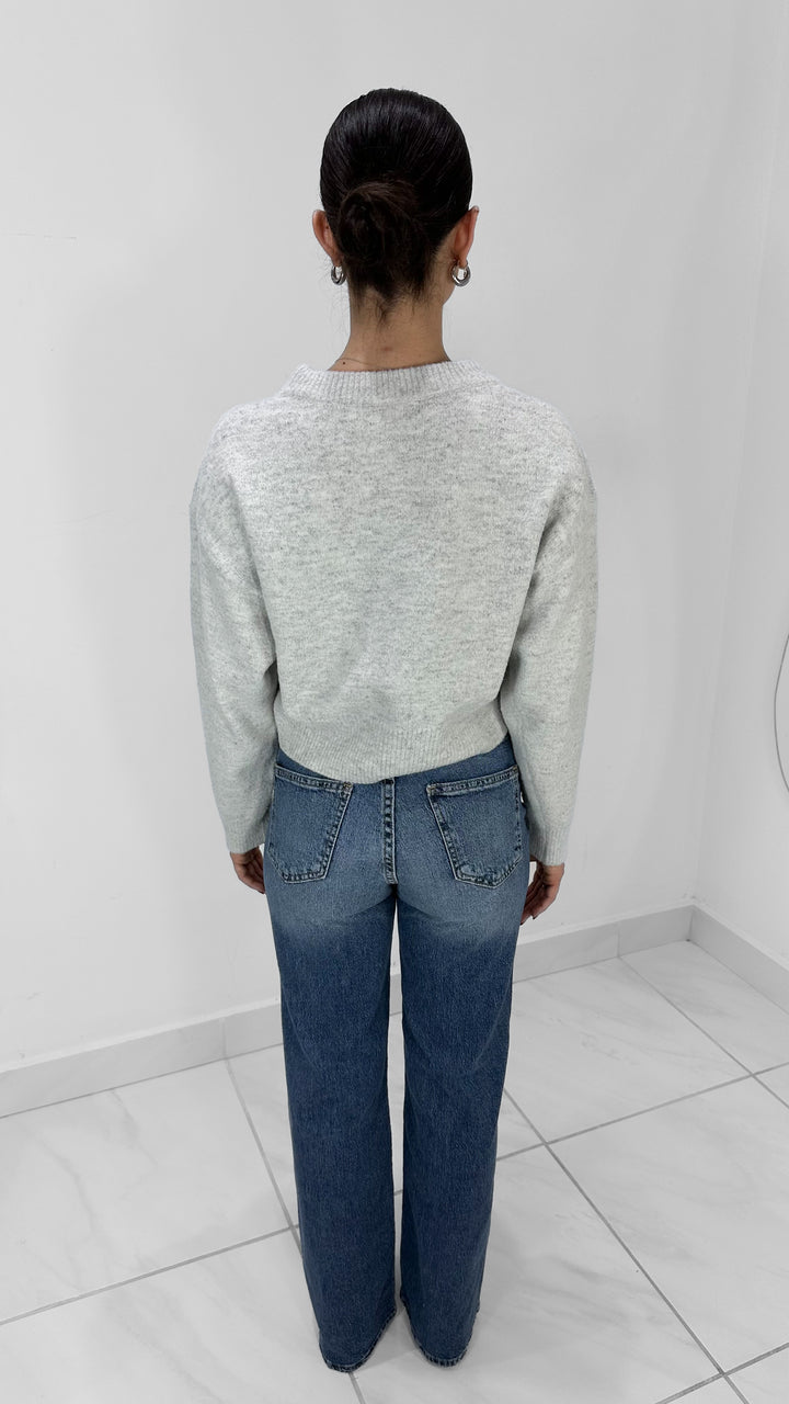 SUÉTER CORTO MANGA LARGA GRIS