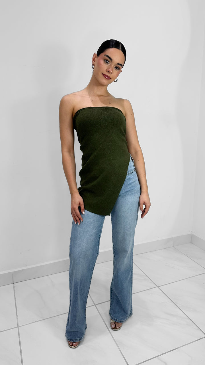 TOP STRAPLESS ASIMETRICO VERDE