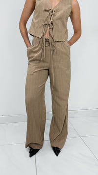 PANTALÓN TIRO ALTO STRIPED KHAKI