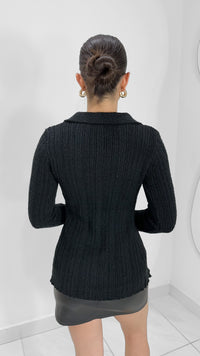 SUÉTER MANGA LARGA CON ABERTURA EN MEDIO NEGRO