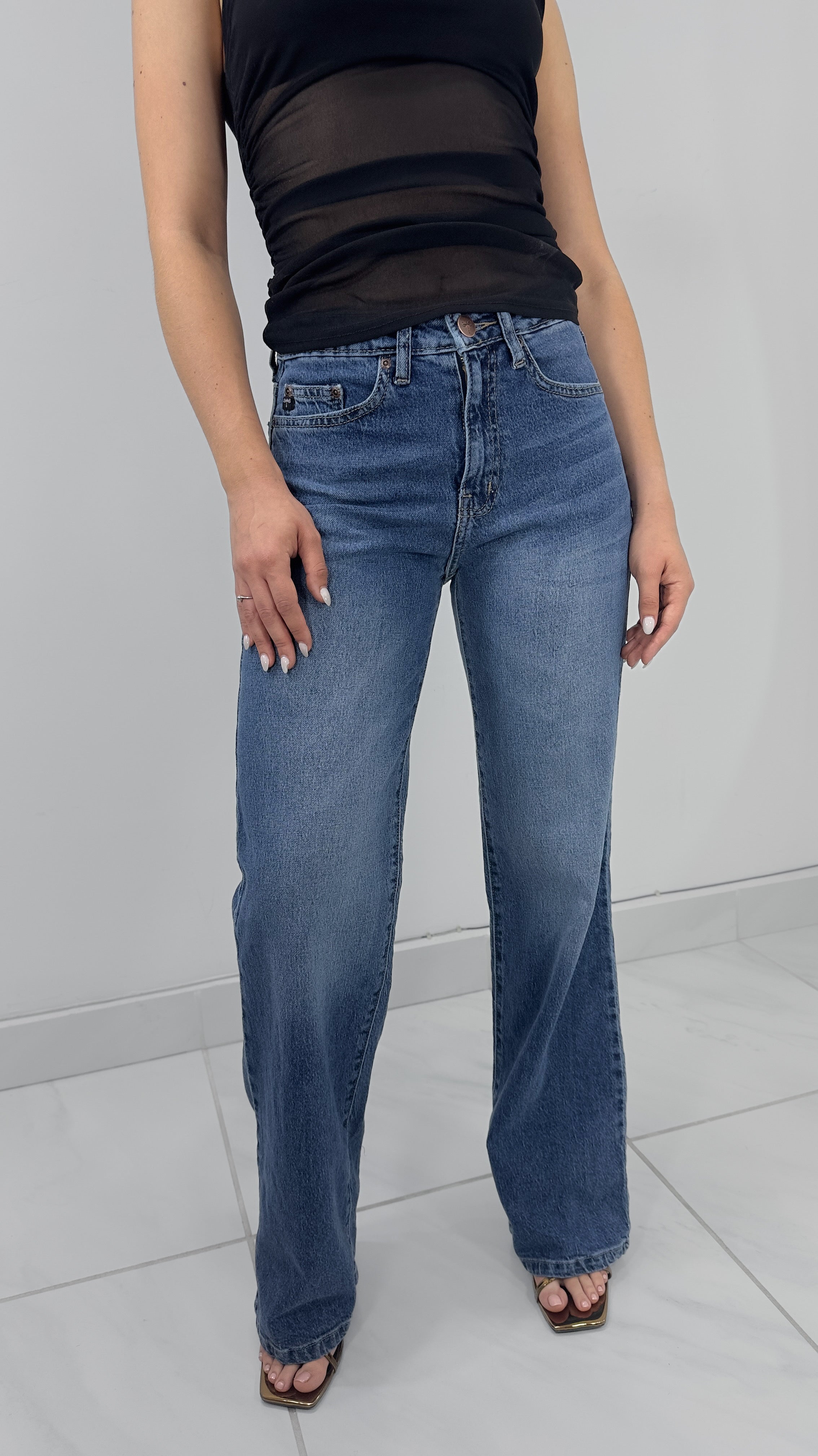 DENIM JEANS TIRO ALTO RECTOS AZUL OSCURO