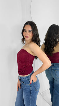 BLUSA MESH DRAPEADA STRAPLESS ROJA