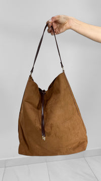 BOLSO SUEDE GRANDE COGNAC