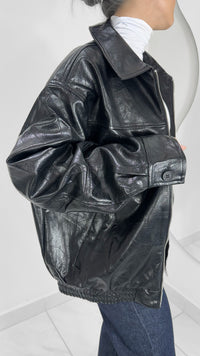 CHAMARRA DE CUERO OVERSIZED NEGRA