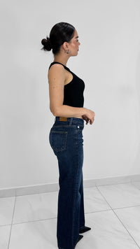 DENIM BLUE WASHED HIGH WAISTED JEANS