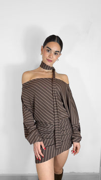 ROMPER DE RAYAS MOCHA CON BUFANDA