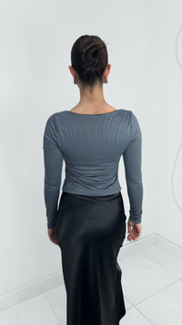 BLUSA RIBBON TIE MANGA LARGA GRIS