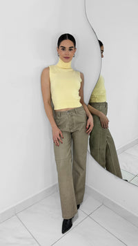 PANTALÓN LARGO DE PIEL CON ACABADO DESGASTADO TAUPE