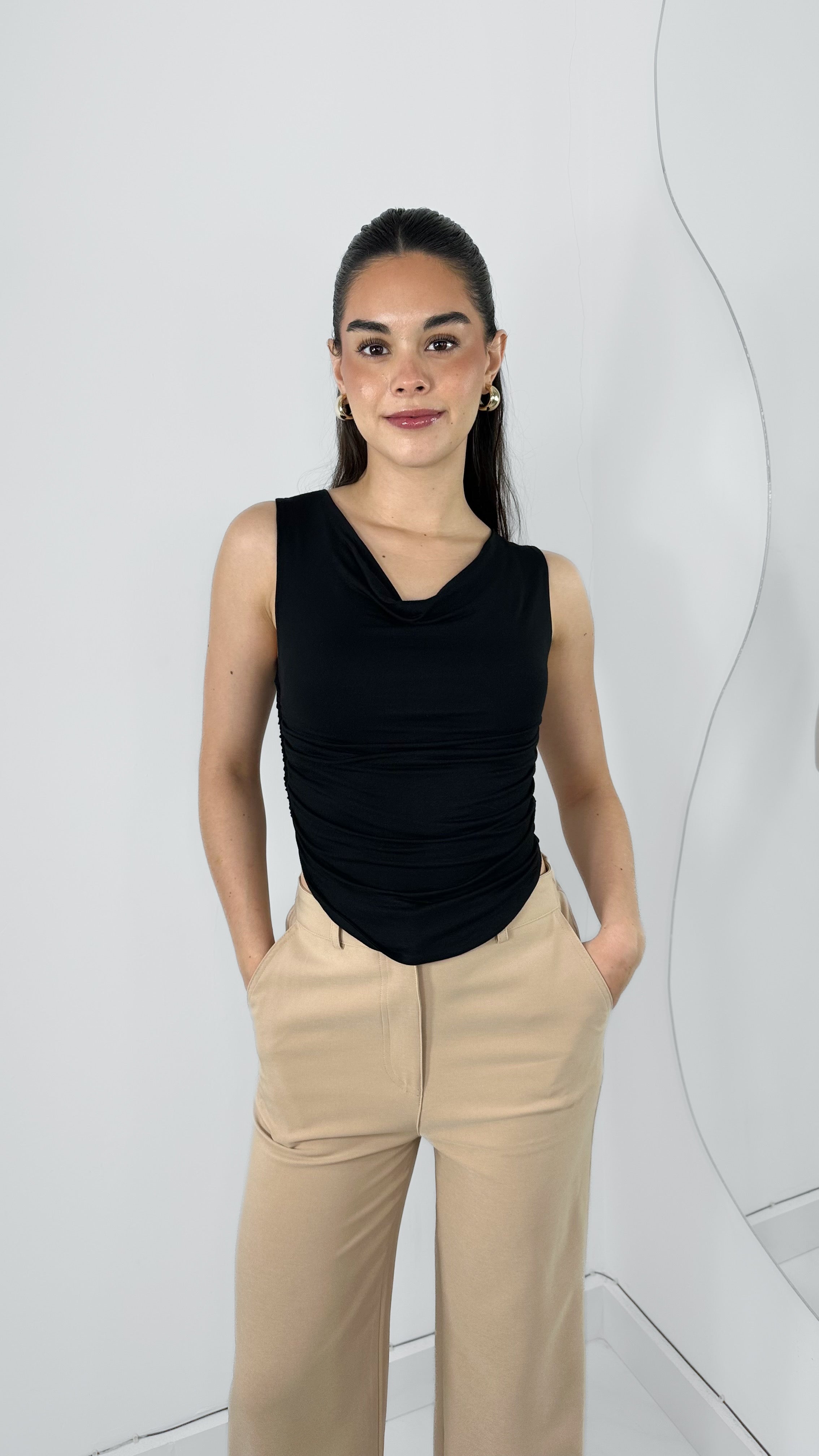 BLUSA DRAPEADA DOBLE TELA TIRANTE GRUESO ALL BLACK