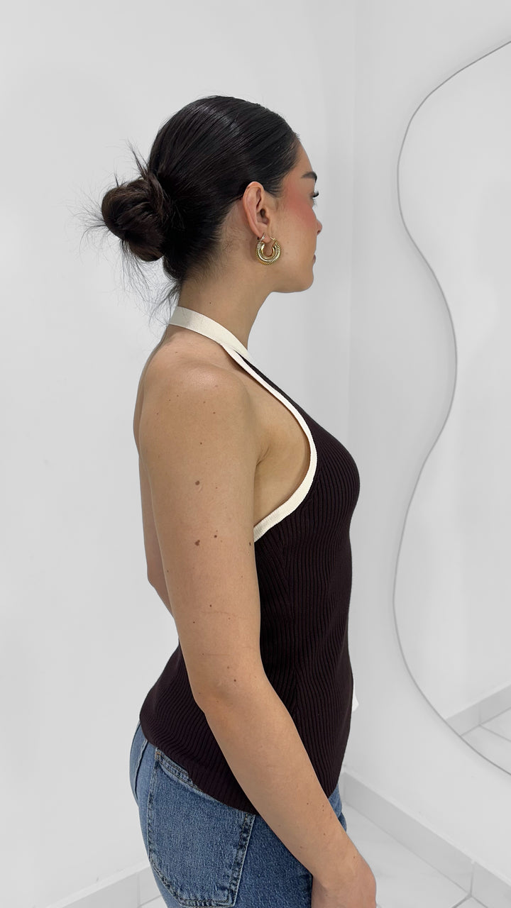 TOP HALTER DE PUNTO CHOCOLATE