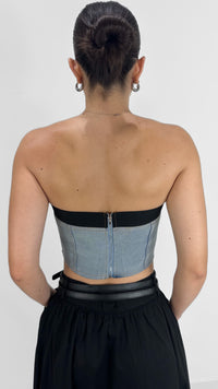 CROP TOP DE MEZCLILLA CON NEGRO