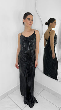 VESTIDO LARGO METALICO NEGRO PLISADO