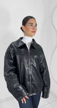 CHAMARRA DE CUERO OVERSIZED NEGRA