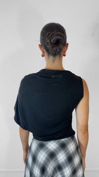 BLUSA ASIMÉTRICA DRAPEADO NEGRO