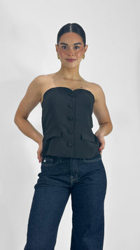 TOP STRAPLESS EFECTO SASTRE NEGRO