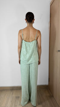 SET MENTA CON BORDADO