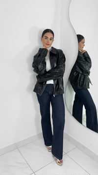 CHAMARRA DE CUERO OVERSIZED NEGRA