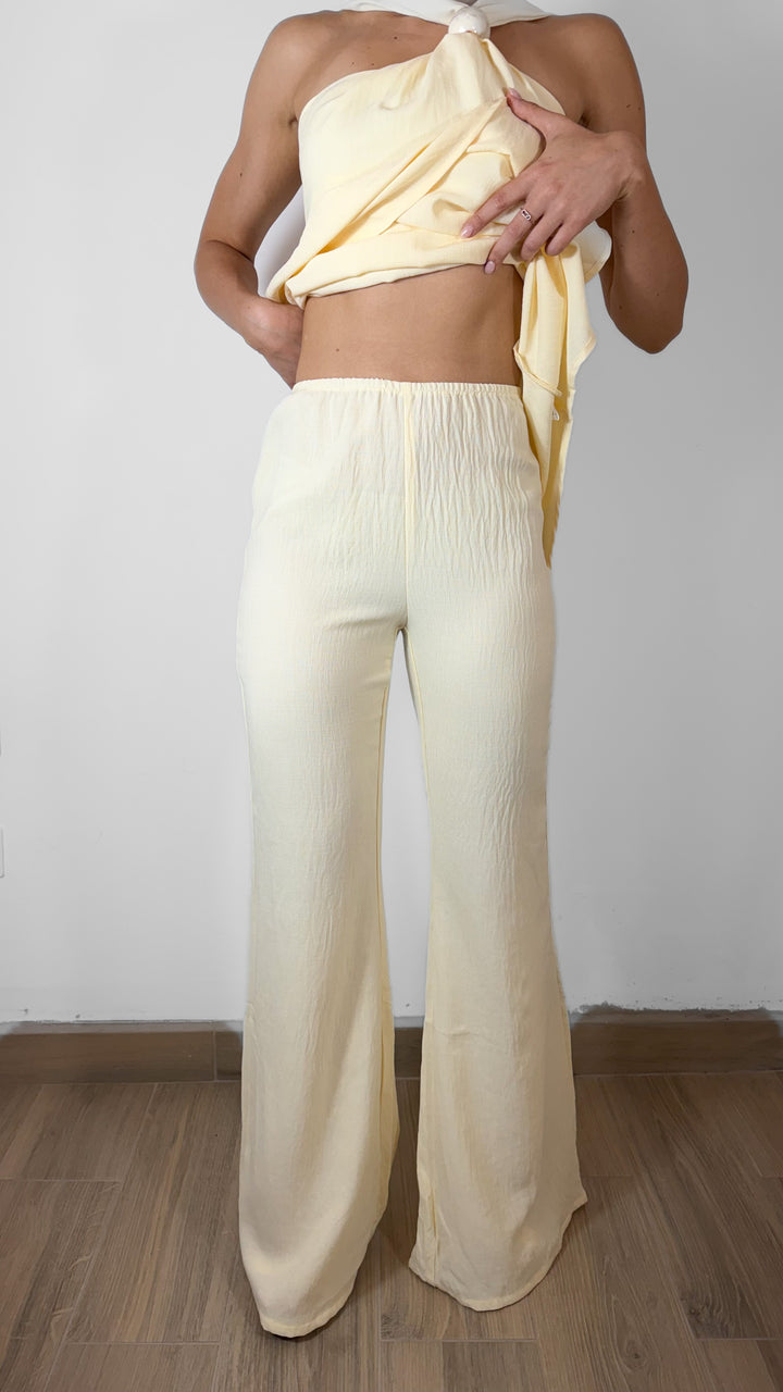 SET BUTTER YELLOW CON DETALLE