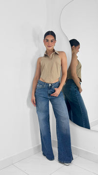 TOP HALTER CON BOTONES Y ESPALDA DESCUBIERTA MOCHA