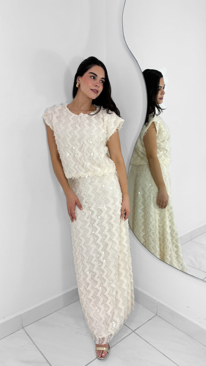 TOP BLANCO MARFIL DETALLE LENTEJUELA