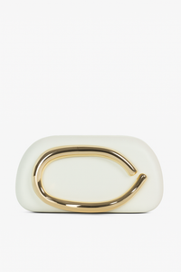 CLUTCH BLANCO CON AGARRADERA DORADA