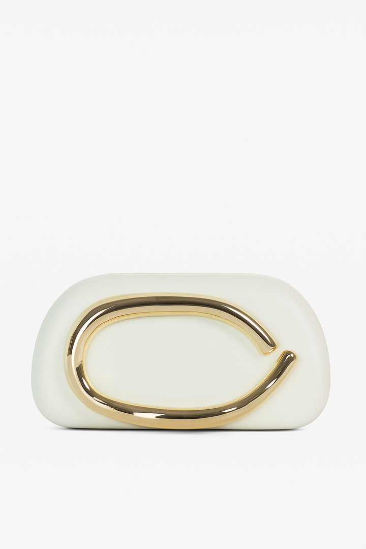 CLUTCH BLANCO CON AGARRADERA DORADA