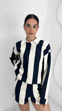 CONJUNTO DE RAYAS AZUL MARINO Y BLANCO