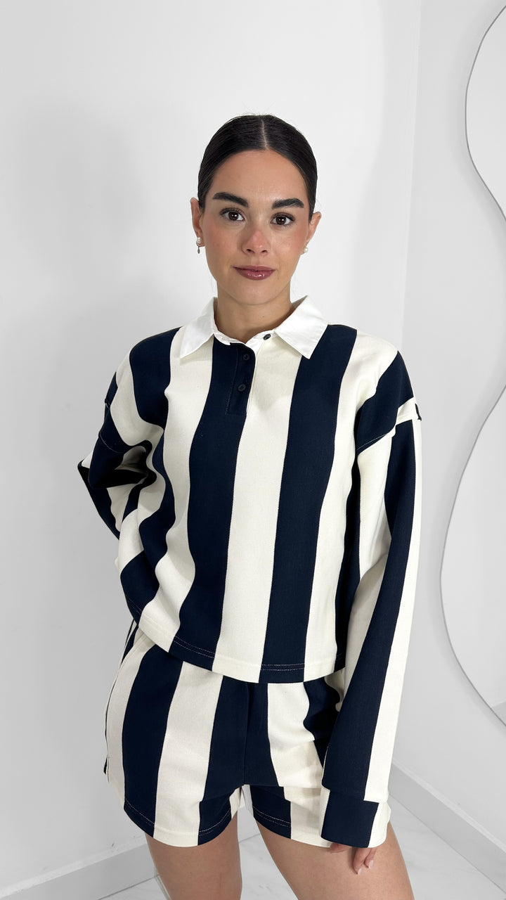 CONJUNTO DE RAYAS AZUL MARINO Y BLANCO