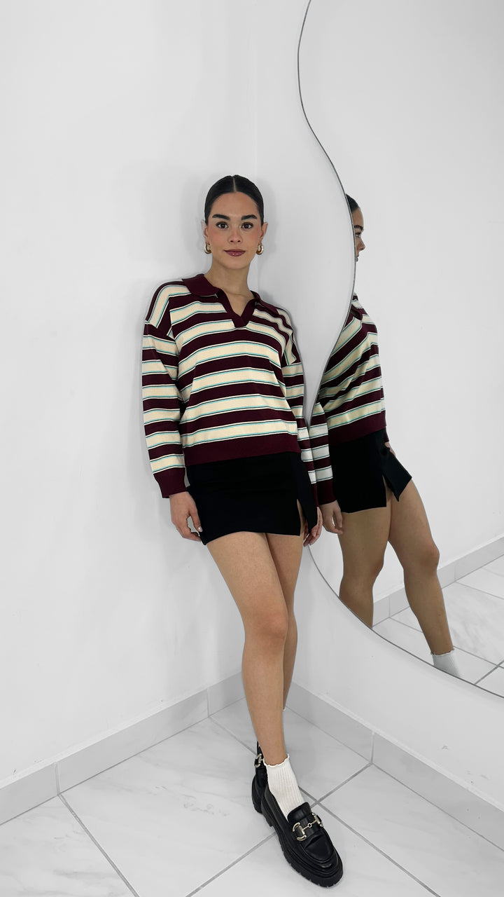 SUÉTER DE RAYAS VINO CON MENTA CUELLO V