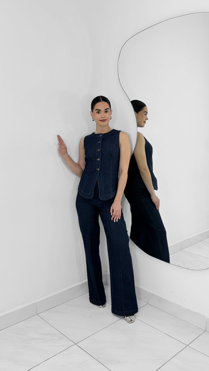 CHALECO DENIM CON APERTURA EN MEDIO