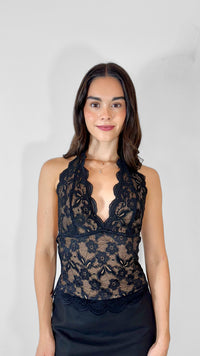TOP HALTER ENCAJE NEGRO