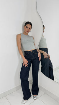 TOP CANELE SIN MANGAS Y CUELLO REDONDO GRIS