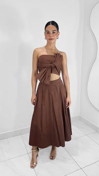 TOP STRAPLESS CRUZADO CAFÉ