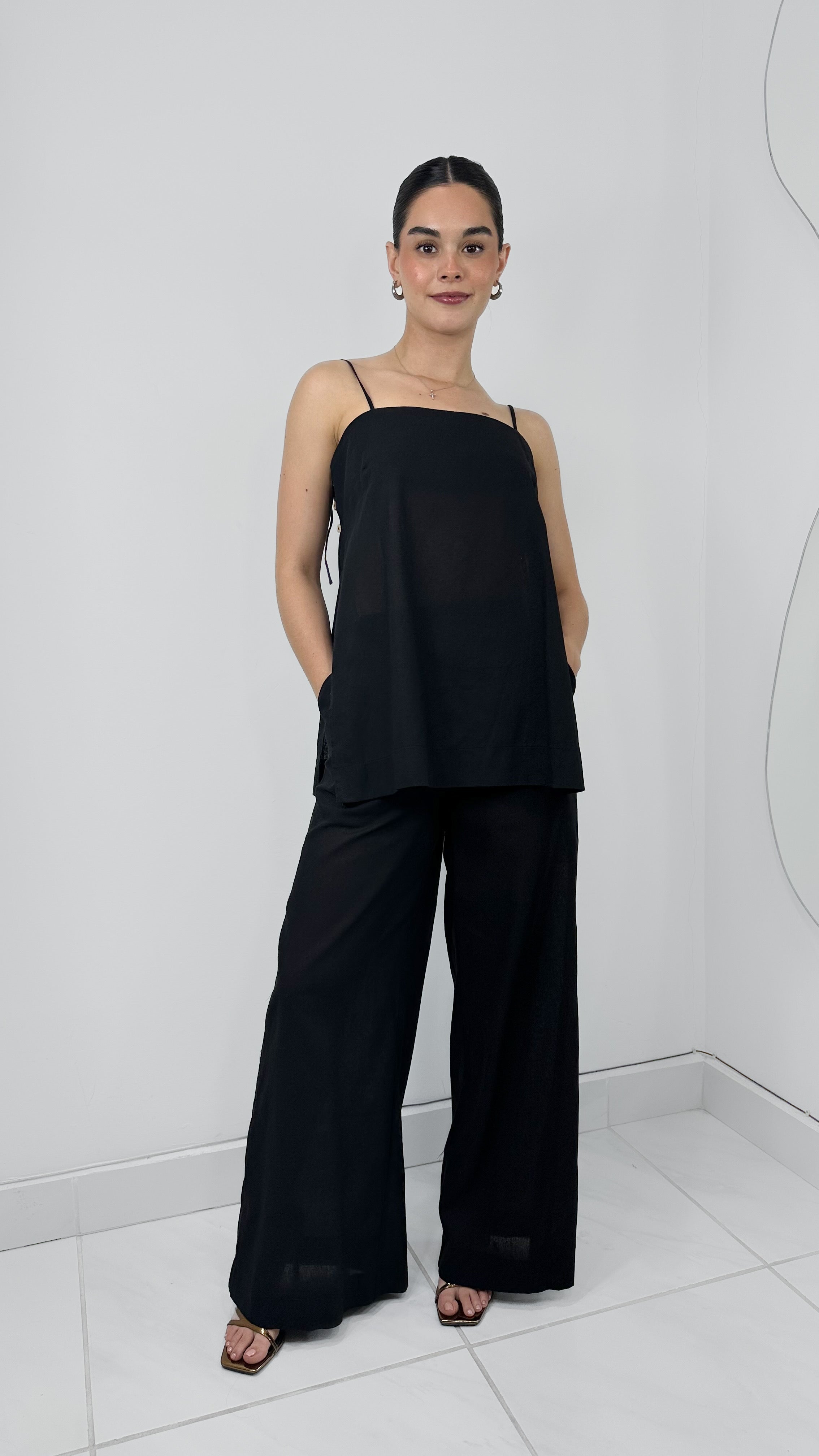 CONJUNTO WIDE LEG PANTS & MAXI BLUSA ABERTURA LINO ALL BLACK