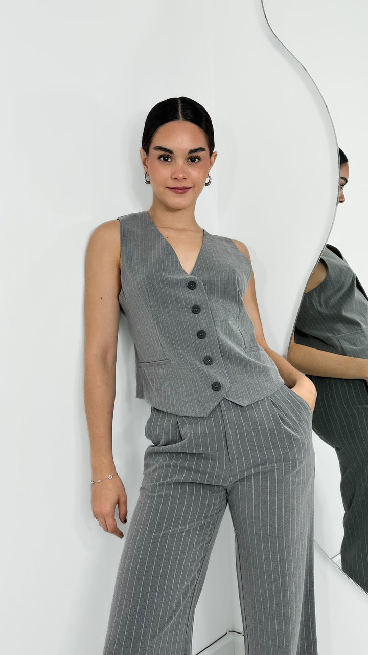 B HIGH WAISTED STRIPED PANTS - GREY