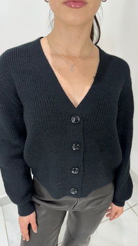 CARDIGAN TEJIDO CON BOTONES MANGA LARGA NEGRO