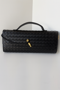 BOLSO TIPO CLUTCH NEGRO CON CIERRE DORADO