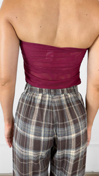 PANTALÓN FORMAL WIDE LEG DE CUADROS CAFÉ