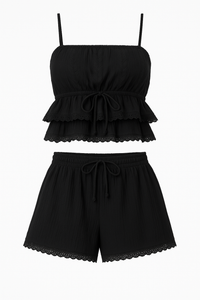 CONJUNTO BLUSA DE TIRANTES Y SHORT CON BORDADO NEGRO