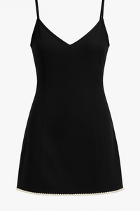 VESTIDO CORTO NEGRO CON DETALLE DE PERLAS