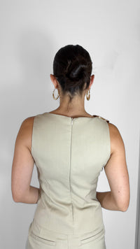 TOP FORMAL ESCOTE V KHAKI (SET)