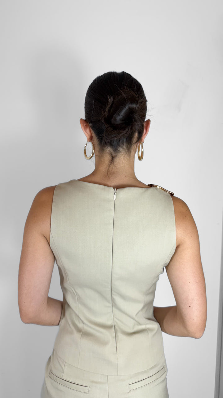 TOP FORMAL ESCOTE V KHAKI (SET)