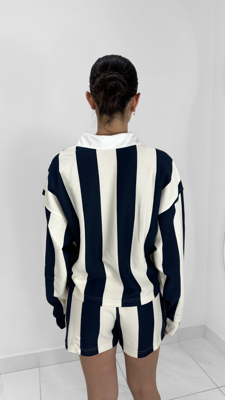 CONJUNTO DE RAYAS AZUL MARINO Y BLANCO